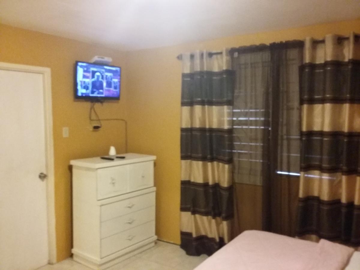 Enchanted Villas Inn モンテゴ・ベイ エクステリア 写真